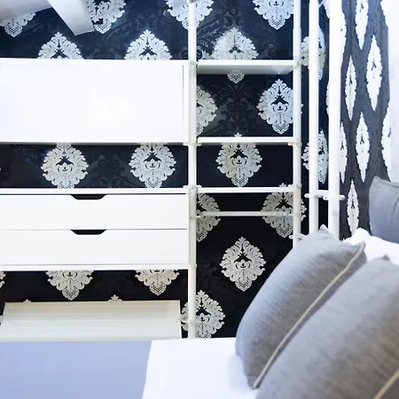 Pozzillo Appartament -near The Cathedral * مونريالي