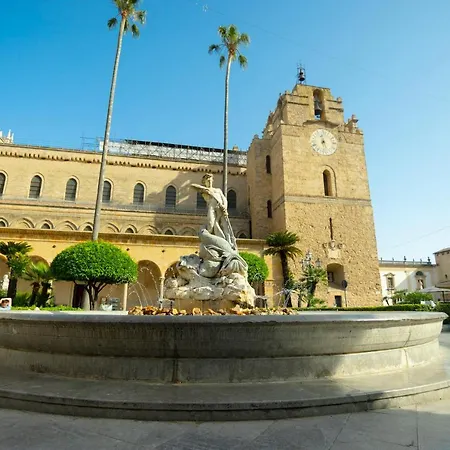 Pozzillo Appartament -near The Cathedral مونريالي