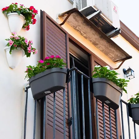 Pozzillo Appartament -near The Cathedral * مونريالي